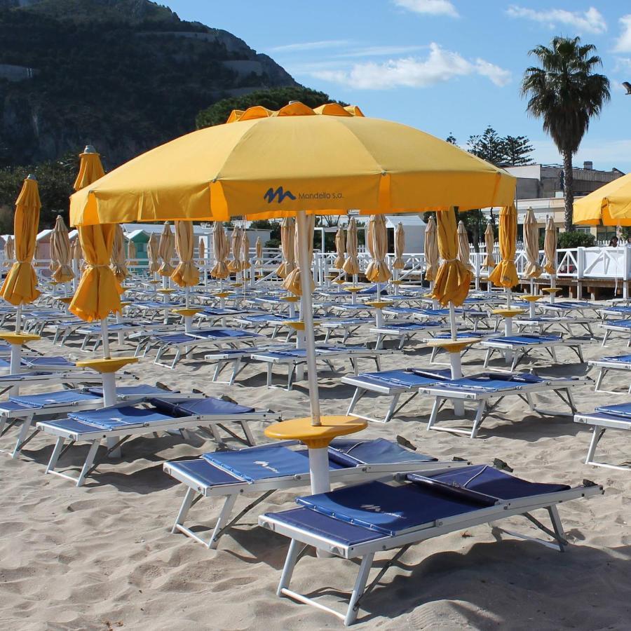 パレルモCasa Viola Elegante E Sul Mare Di Mondelloアパートメント エクステリア 写真